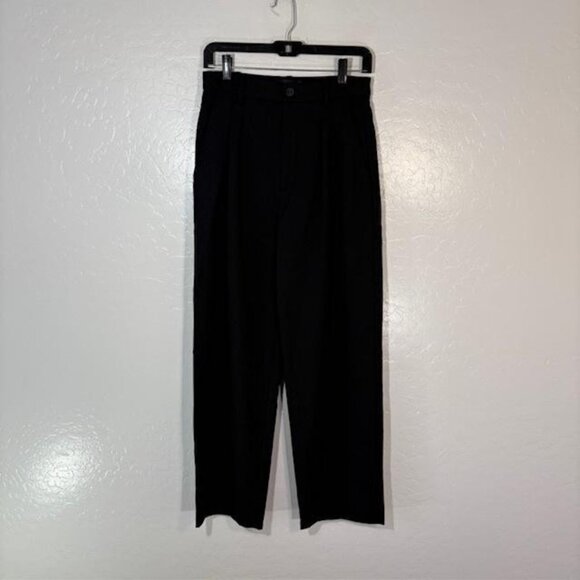Nili Lotan Pants Womens 4 Black Fosse Pleated Tapered Cropped Dressy Made in USA - Picture 1 of 6